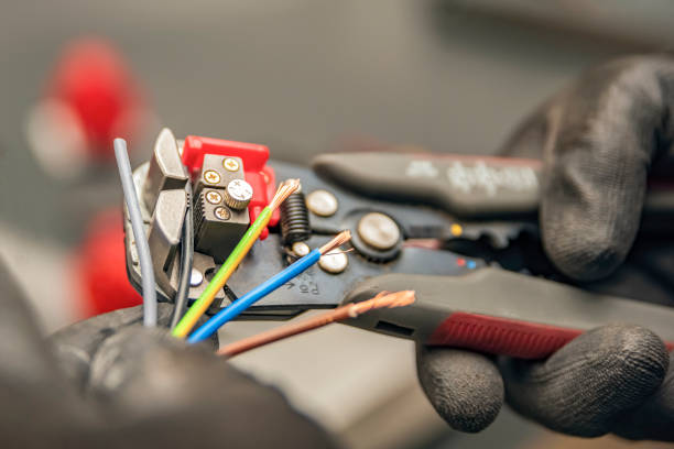 Best Industrial Electrical Services  in Phillipsburg, KS