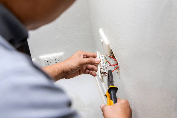 Best Licensed Electrician  in Phillipsburg, KS